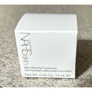 Nars Skin Light-Reflecting Moisturizer .48 Oz New in Box Retails 28.50